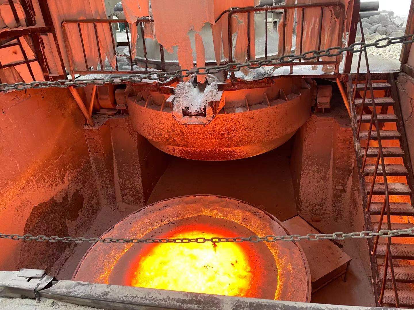 白剛玉段砂的鈉含量能控制在0.3%以內嗎